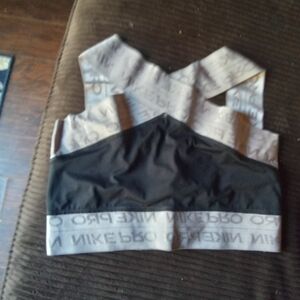 Nike cross strap sports bra
